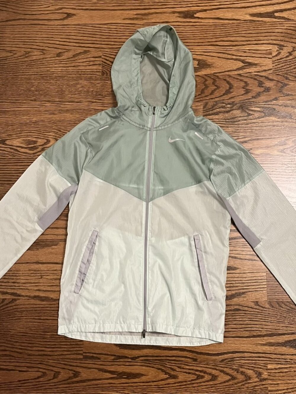 Nike Windrunner Jacket - Picture 2 of 7